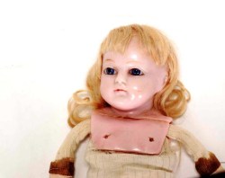 wax doll face1